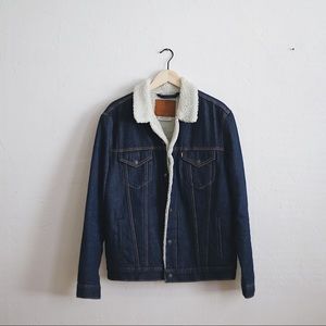 Levi’s Sherpa Lined Denim Jacket (dark wash)